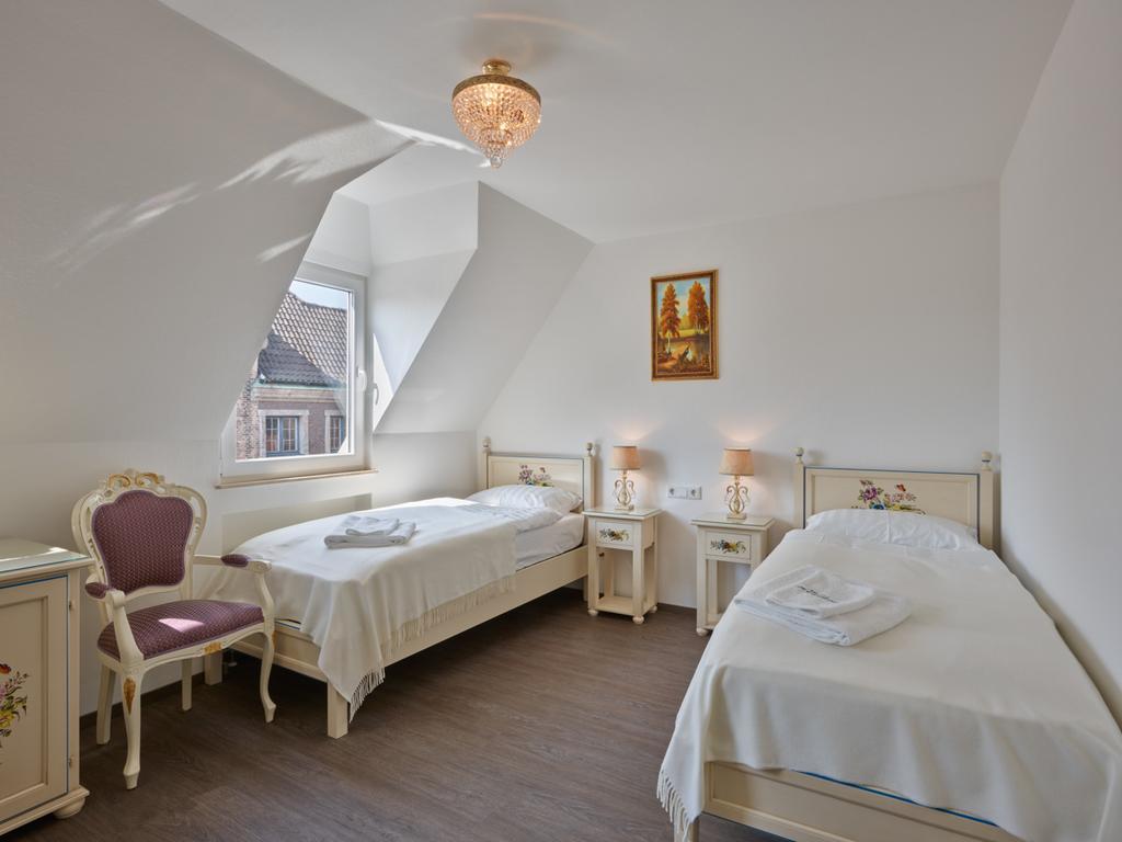 Apartment-Hotel Am Rathaus ดุสเซลดอร์ฟ ภายนอก รูปภาพ