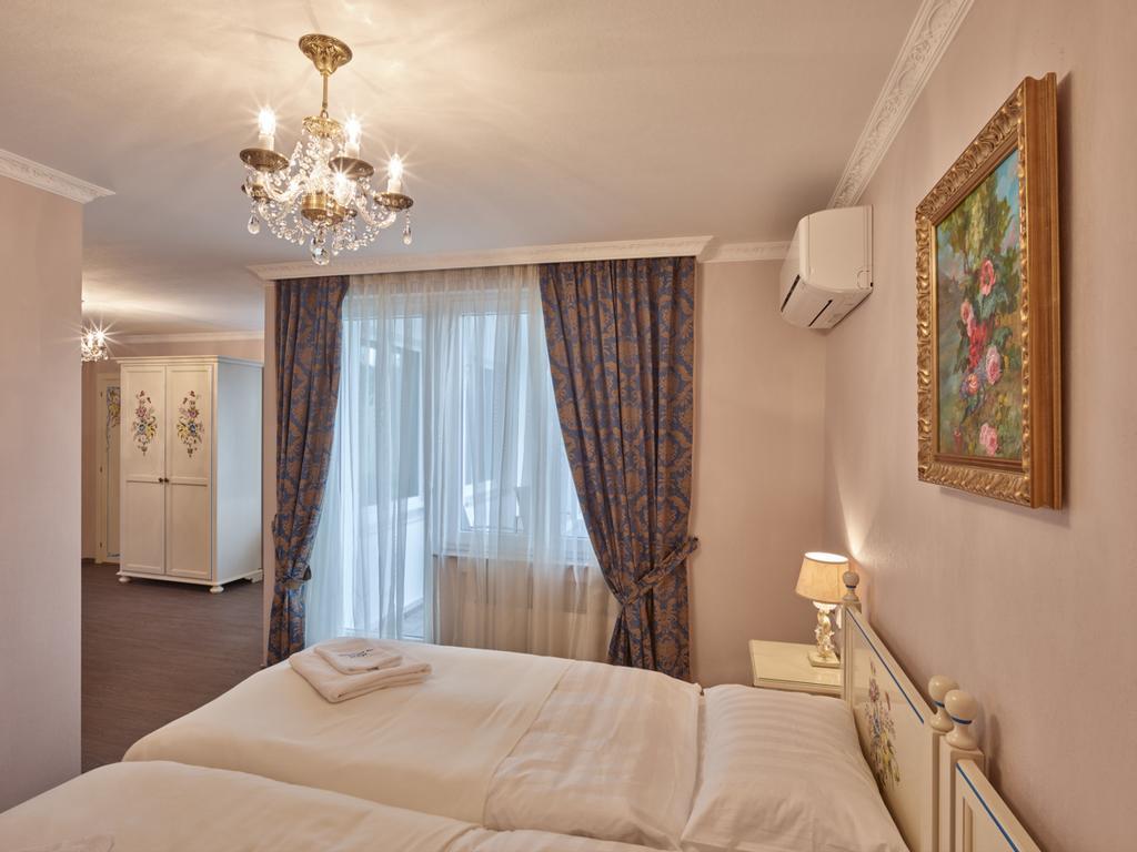 Apartment-Hotel Am Rathaus ดุสเซลดอร์ฟ ภายนอก รูปภาพ