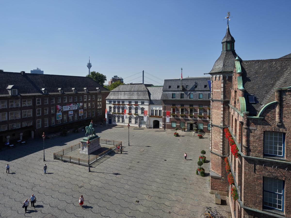 Apartment-Hotel Am Rathaus ดุสเซลดอร์ฟ ภายนอก รูปภาพ