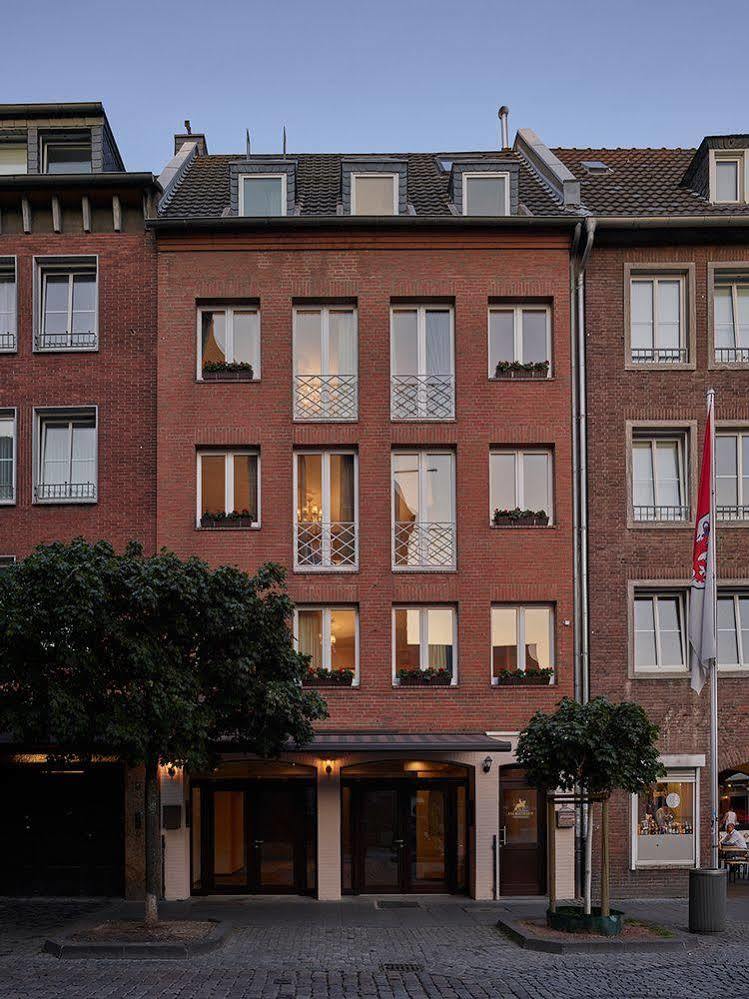 Apartment-Hotel Am Rathaus ดุสเซลดอร์ฟ ภายนอก รูปภาพ