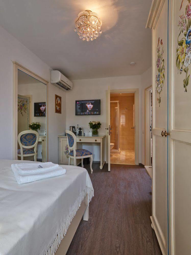 Apartment-Hotel Am Rathaus ดุสเซลดอร์ฟ ภายนอก รูปภาพ